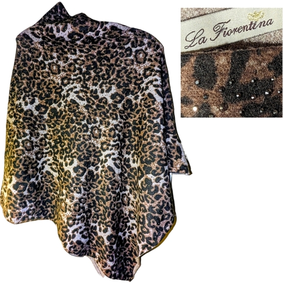 La Fiorentina Sweaters - NWT La Fiorentina Luxury STATEMENT Cozy Leopard Print Pancho Cape OS One-Size